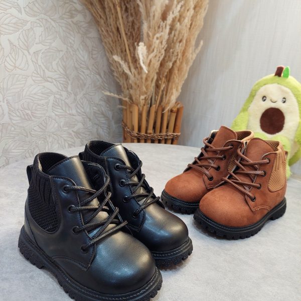 نیم بوت کارن