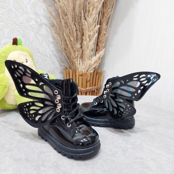 نیم بوت ورنی پروانه ای